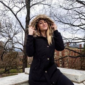 Meet your Posher, Lindsey